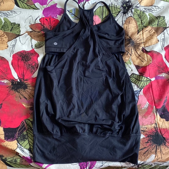 Lululemon No limits Tank - Picture 4 of 8